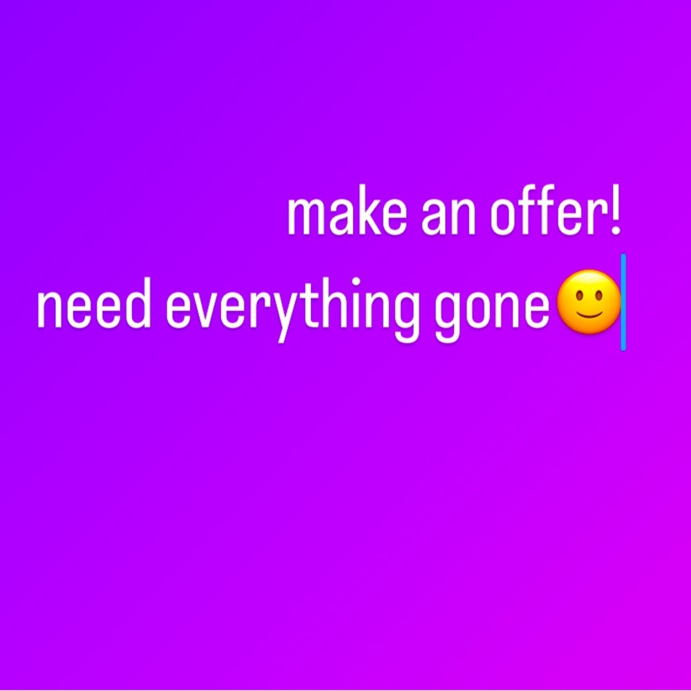 If you are interested, please make an offer. Need everything gone😊